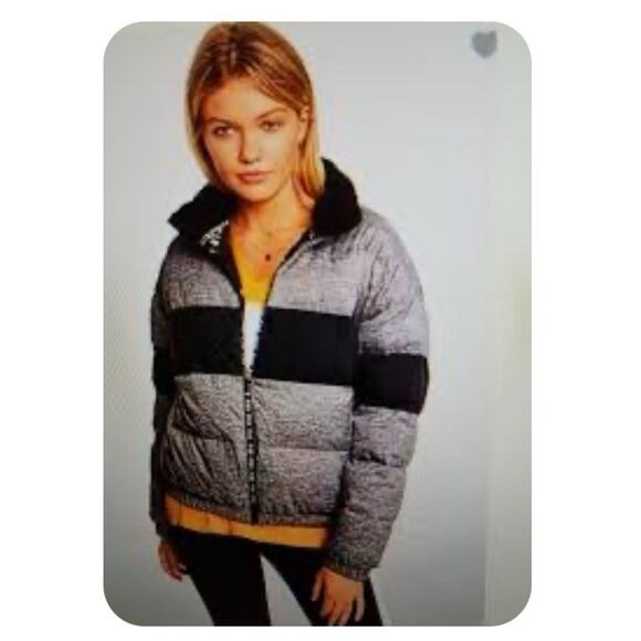 PINK Victoria’s Secret Puffer Jacket Size Small Gray Black Colorblock Rare - Picture 1 of 7